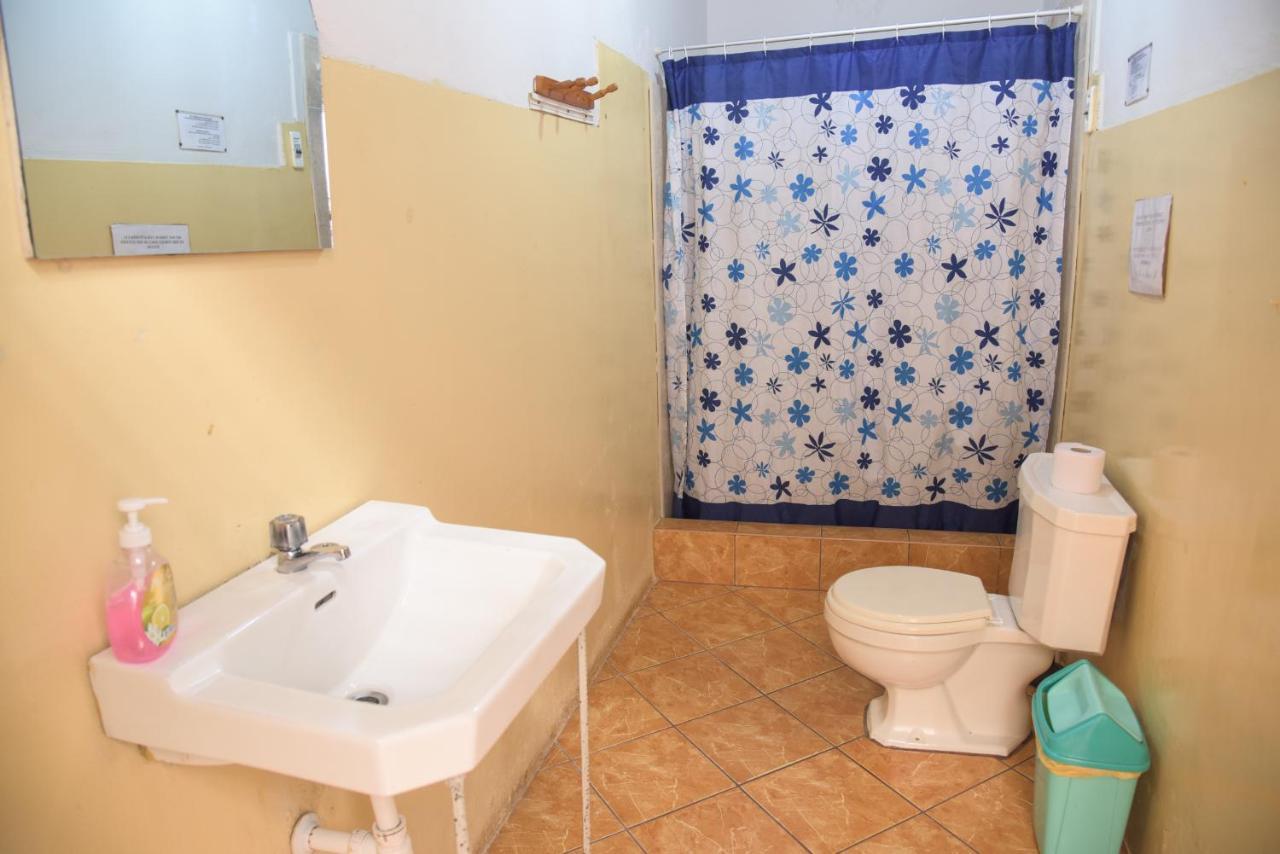 Brabant Hostal Наска Экстерьер фото